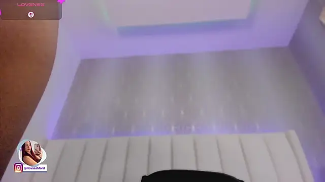 nova_ashford's cam snapshot