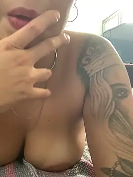 Gabrielleof live sex cam