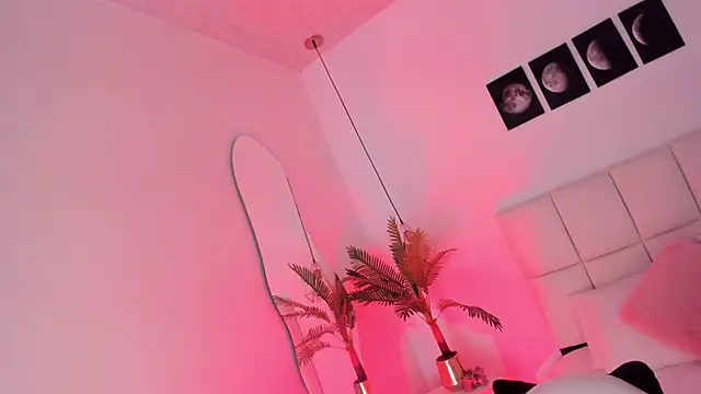 Brittany_cute18 live sex cam