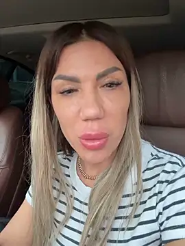 Missolevelvet live sex cam