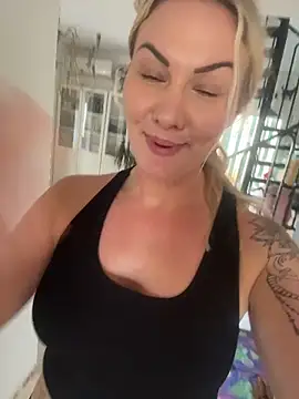 NastyMilf_ live sex cam