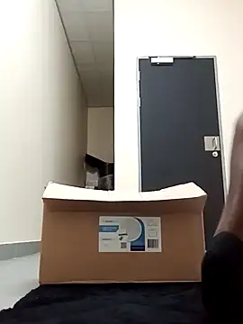 Ssmal98k live sex cam