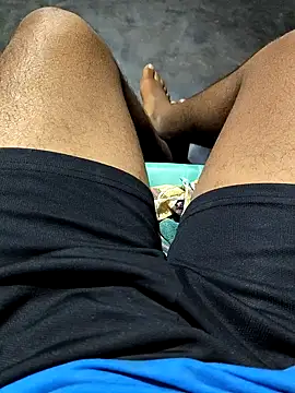 desi_alpha_boy's cam snapshot