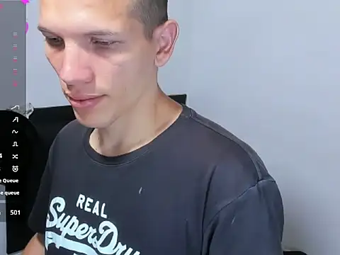 kevinkewman live sex cam