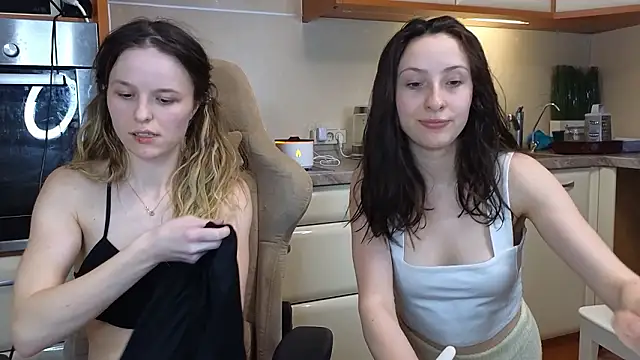 nastyundi live sex cam