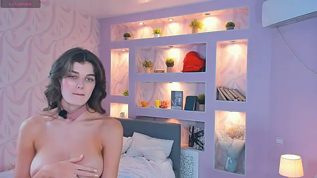 FloraDobb's cam snapshot