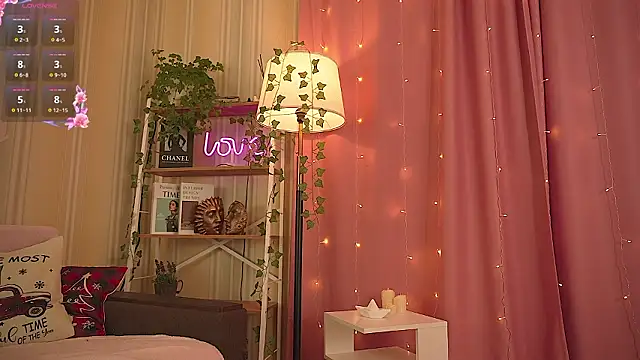 Ruminelle live sex cam