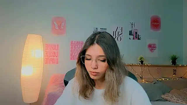 dinnerwithflowers's cam snapshot