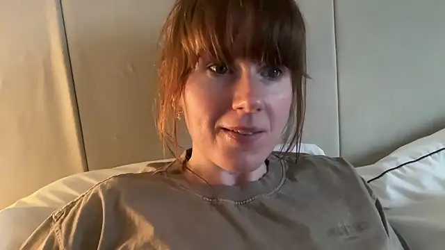 redheadrosie69's cam snapshot