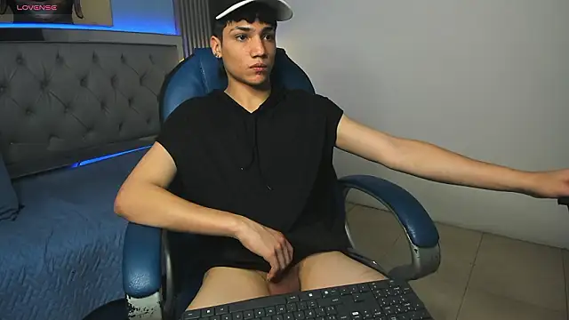 SamBlack_ live sex cam