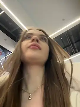 KristiRich's cam snapshot