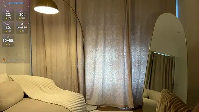 scarlettmoonmuse's cam snapshot