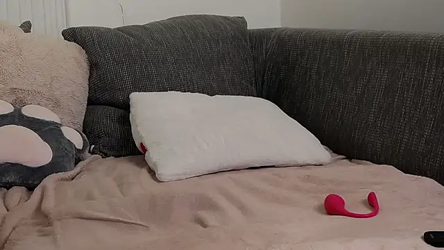 Princessjasmine_18's cam snapshot