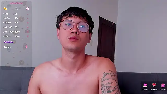 LeaneSeb live sex cam