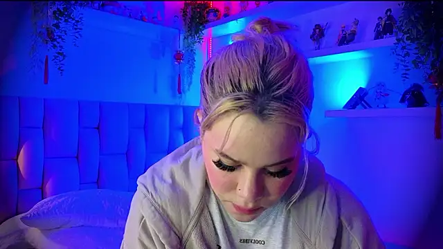 albaismynameX's cam snapshot