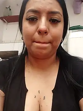 lovemich2024's cam snapshot