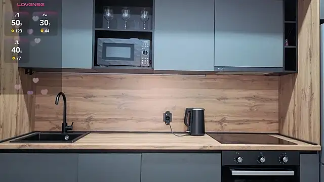 alice_toffee's cam snapshot