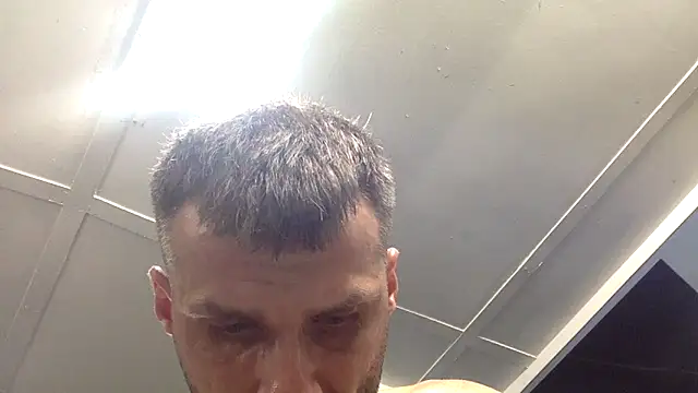 sexyhotstud12 live sex cam