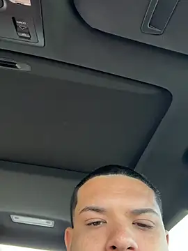 YadielPublic's cam snapshot