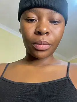 MiyaXo2 live sex cam