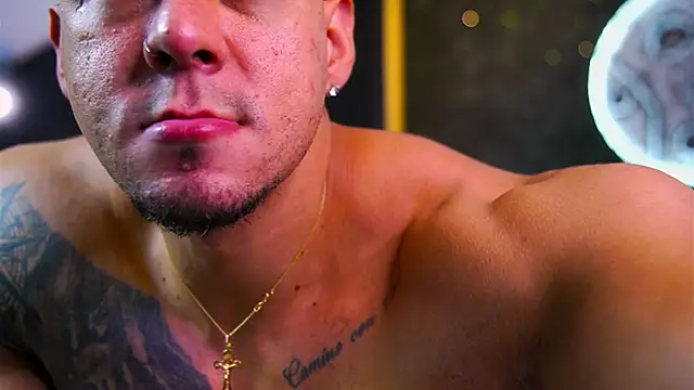 MassimoWalton2 live sex cam