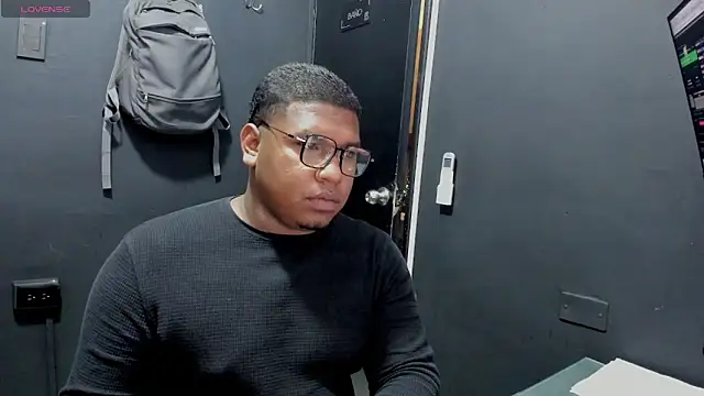 dan_howard live sex cam