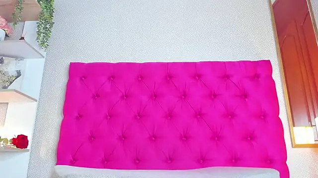 mia_ellieth's cam snapshot