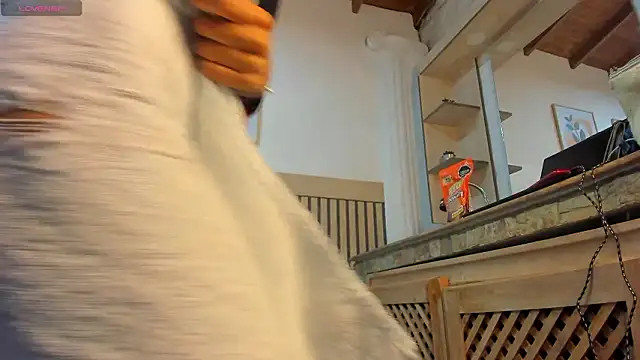 Zoe_King44's cam snapshot