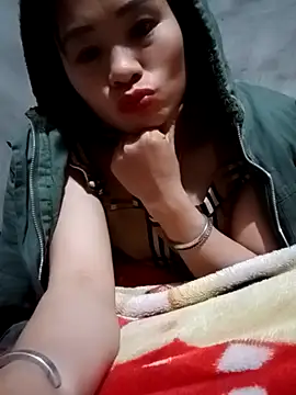 l_kiss's cam snapshot