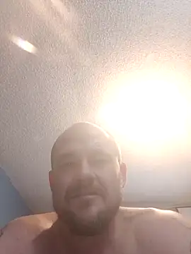 Capthookfugood's cam snapshot