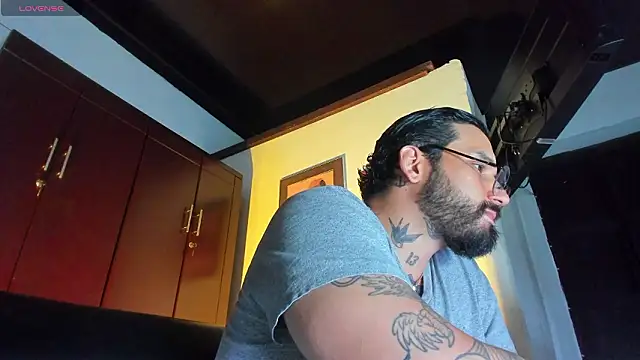 CamiloGray_'s cam snapshot