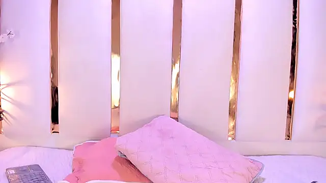 Dojameow1's cam snapshot