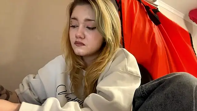 LisaCristmas's cam snapshot