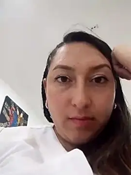 Valeria_montana_'s cam snapshot