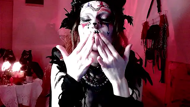 EmpressMorrigan's cam snapshot