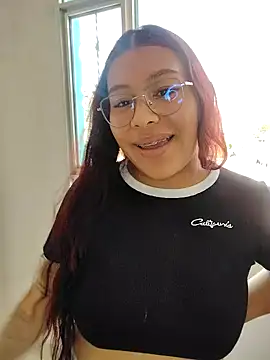 StornBunnyy_'s cam snapshot