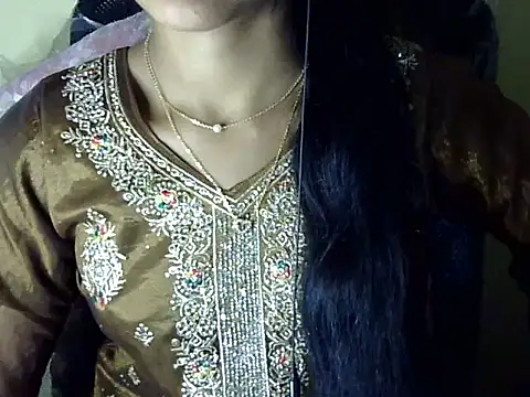 Khushi_v's cam snapshot