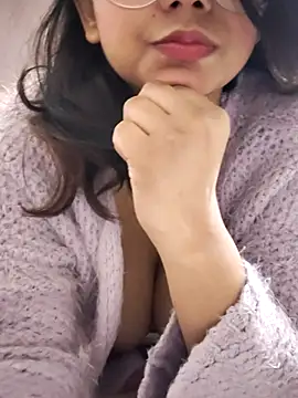 Love_heartss's cam snapshot