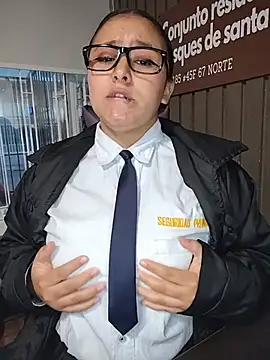 Cute_Penelope's cam snapshot