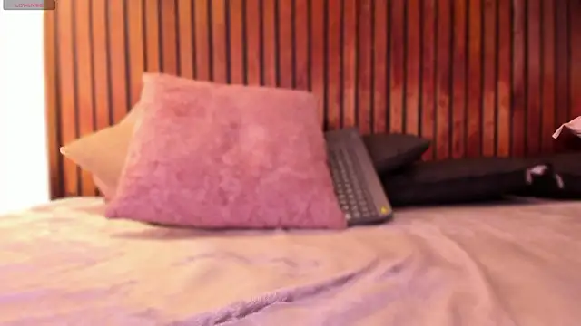 Jennmiiller_'s cam snapshot