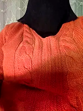 -Soror's cam snapshot