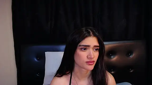 AlisonGray's cam snapshot