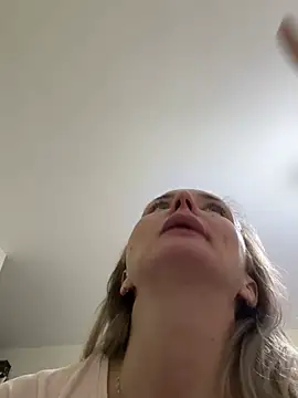 DianaNatur's cam snapshot