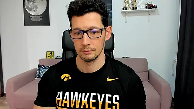 BrutusK08 live sex cam