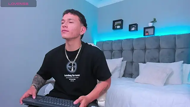 Thomas_moon's cam snapshot