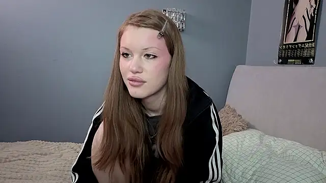 KarieBowery live sex cam