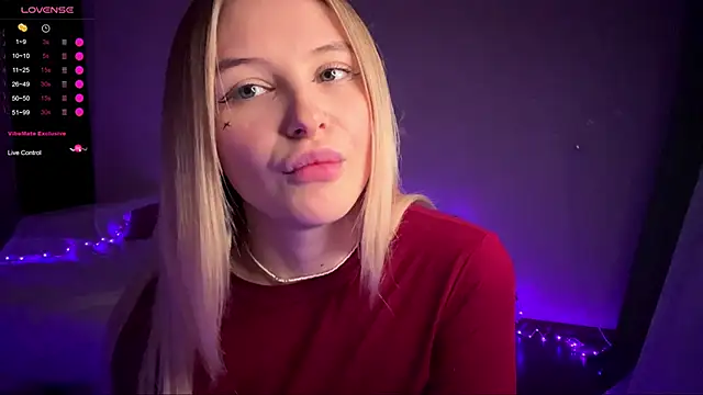 VibeVi's cam snapshot