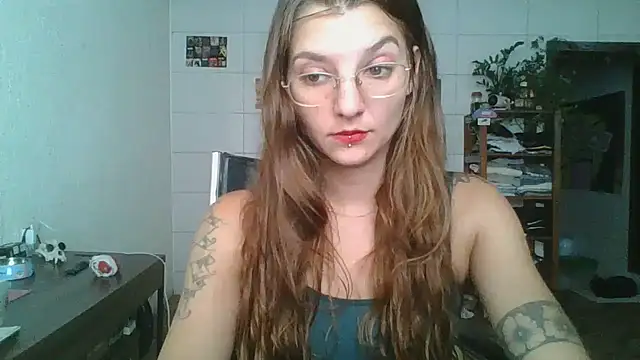 SweetyBabyDemon live sex cam