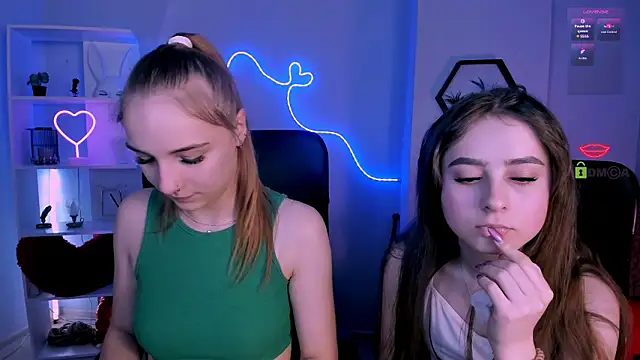 rebecca_smile's cam snapshot