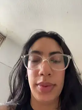 Heratemporal live sex cam